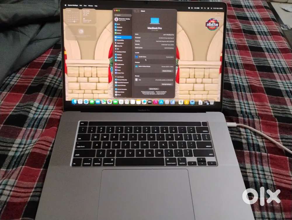 MacBook pro i7 urgent need money