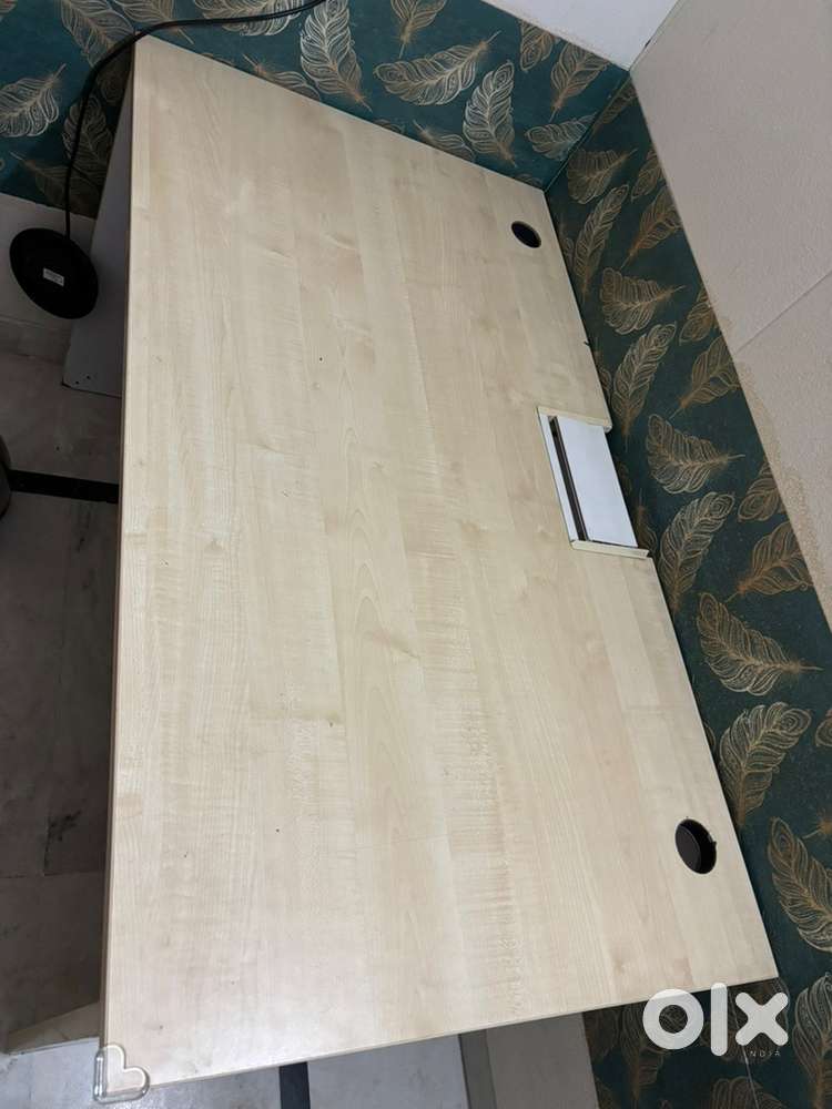 Wipro Computer Table for Sell price fix