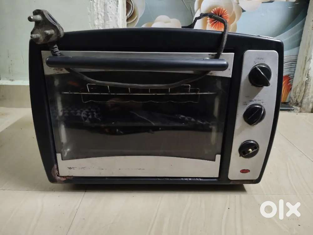 Morphy Richards 28 L oven