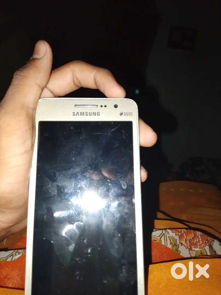 J2 phone primem condition