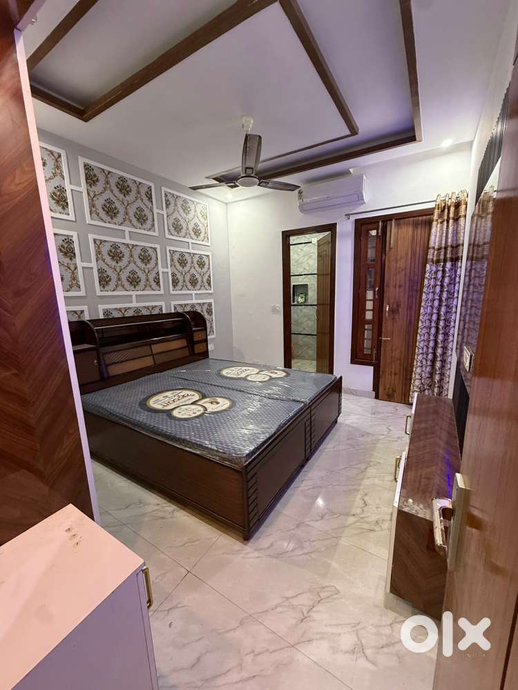 2bhk 1st floor fully furnished Sunny Enclave-125