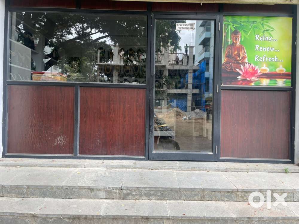 Door glass
