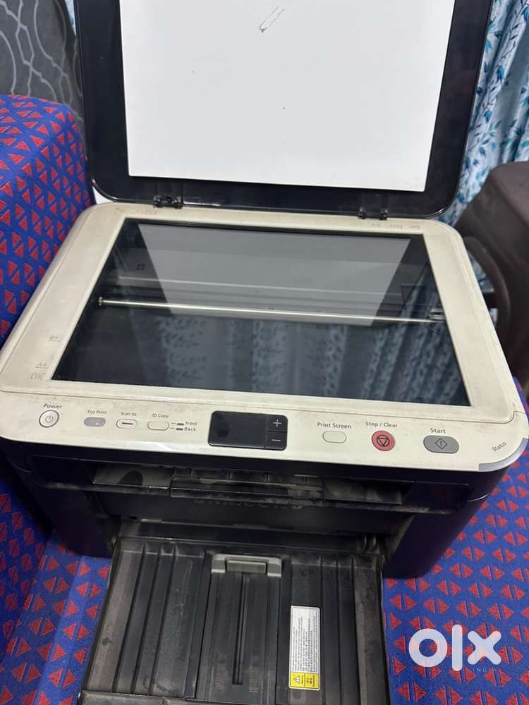 Samsung printer with scanner in good condition