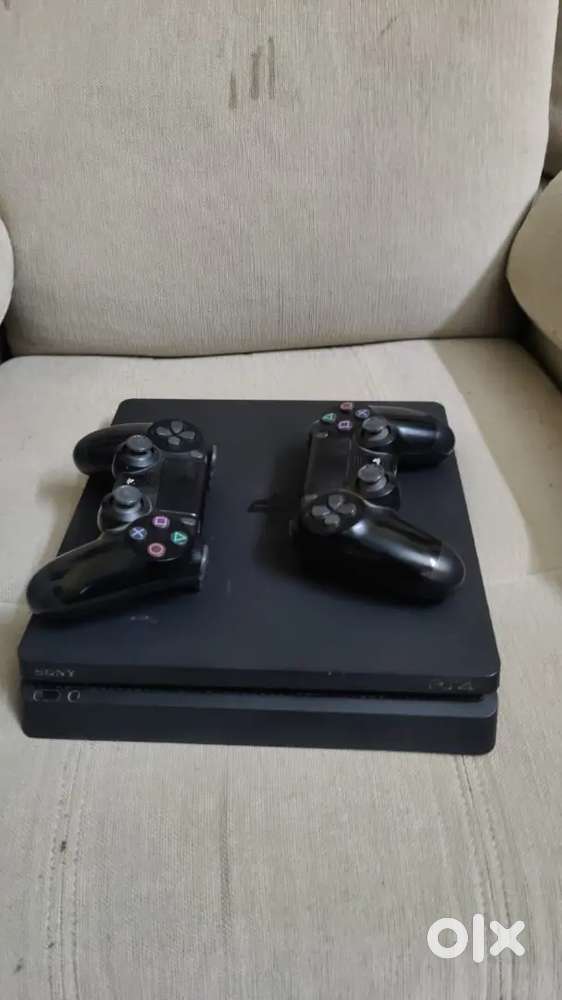 Selling my PS4