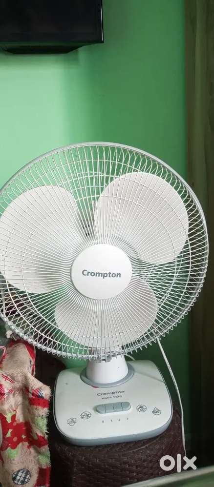 Compton table fan