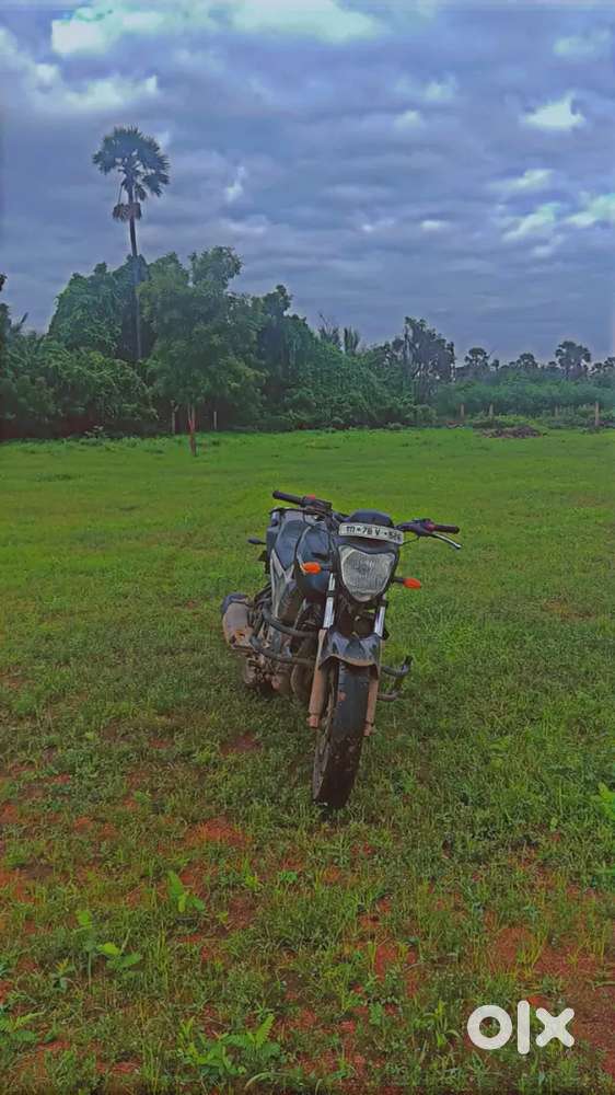 Yamaha FZ midship 2011 model