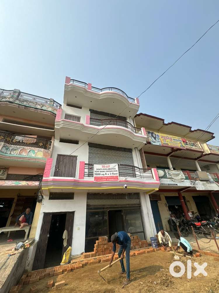 3 floor commercial space 1500 sqft each