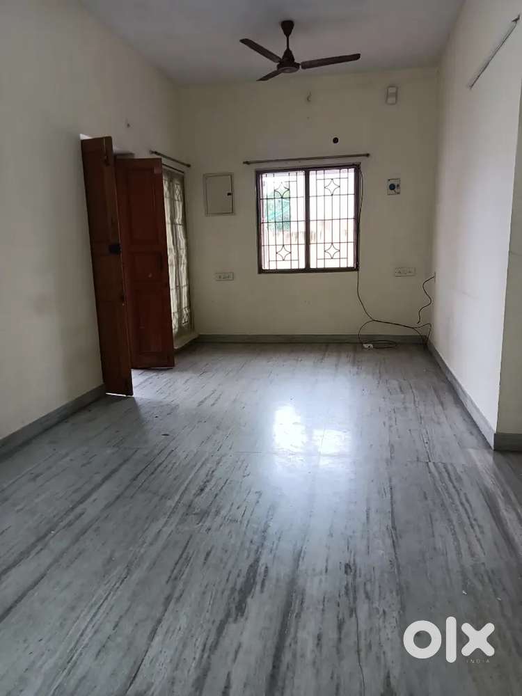 2 Bhk flat for rent near Gill Nagar Park choolaimedu