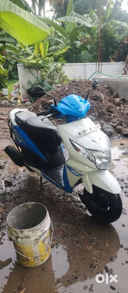 2015 dio good condition
