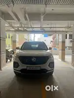 MG Hector Plus 2021 Petrol 24200 Km Driven