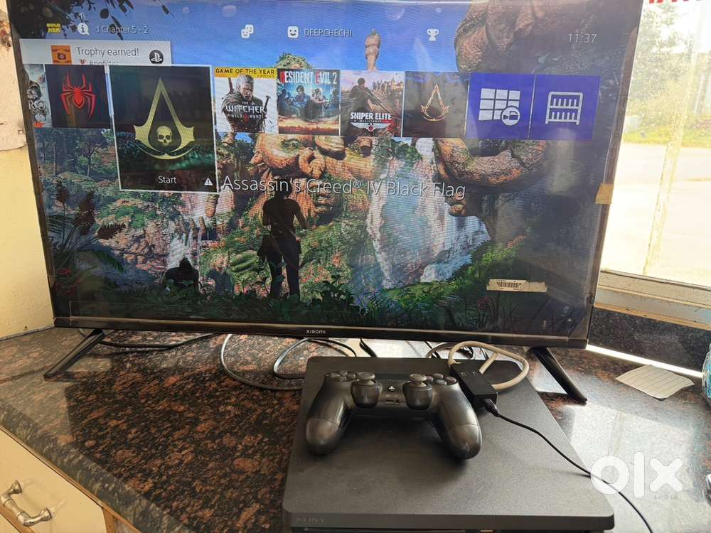 Play station 4 slim