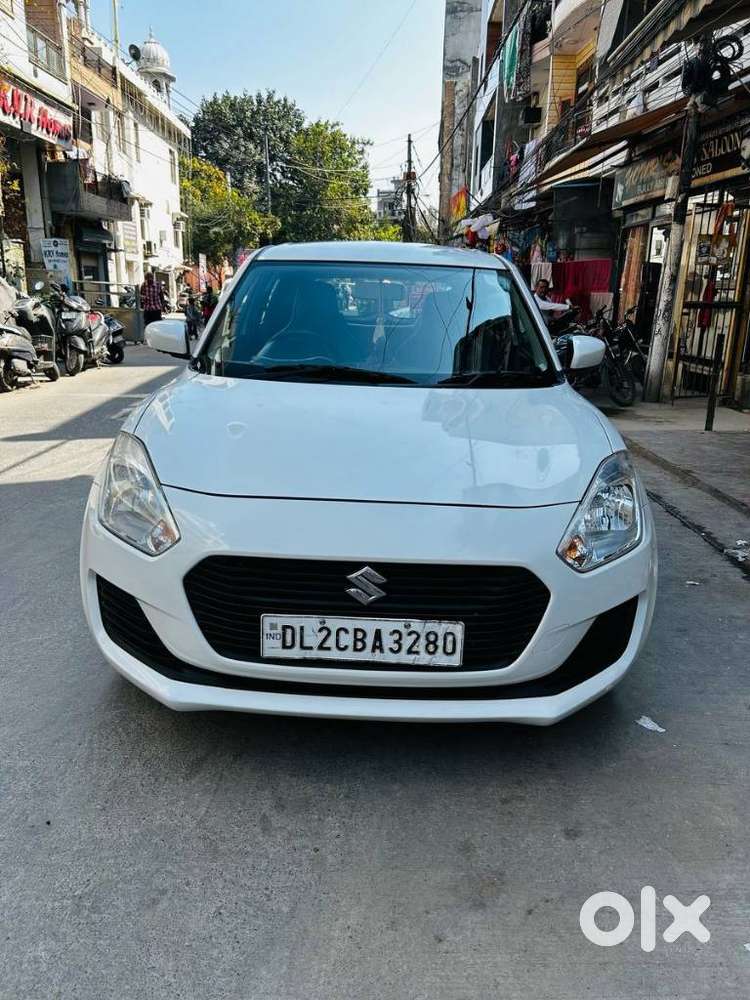Maruti Suzuki Swift LXI Optional-O, 2019, Petrol