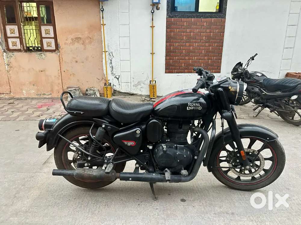 Well-maintained 2023 Royal Enfield Classic 350 for Sale.