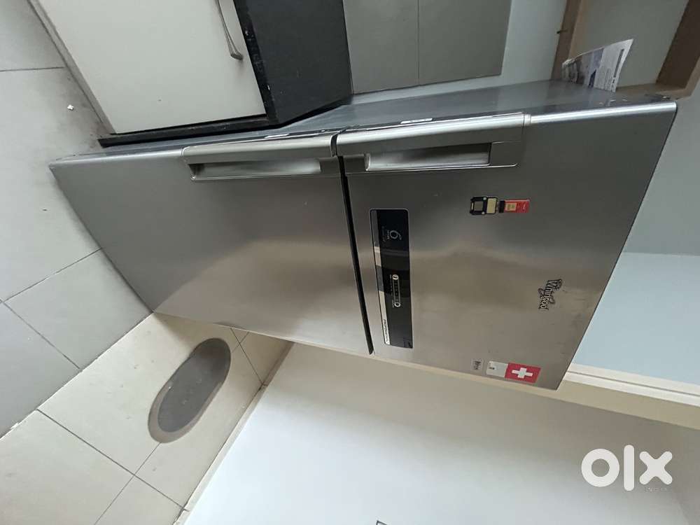 Whilrpool 435L double door fridge with stabilizer