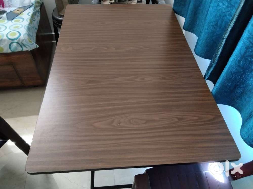 Multi purpose table and 2 Chairs