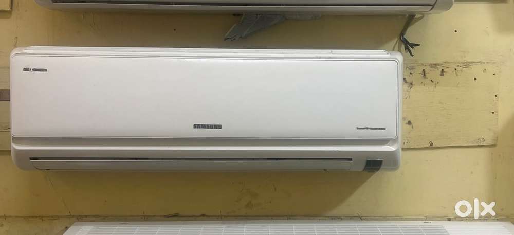 SPLIT AC GOOD CONDITION