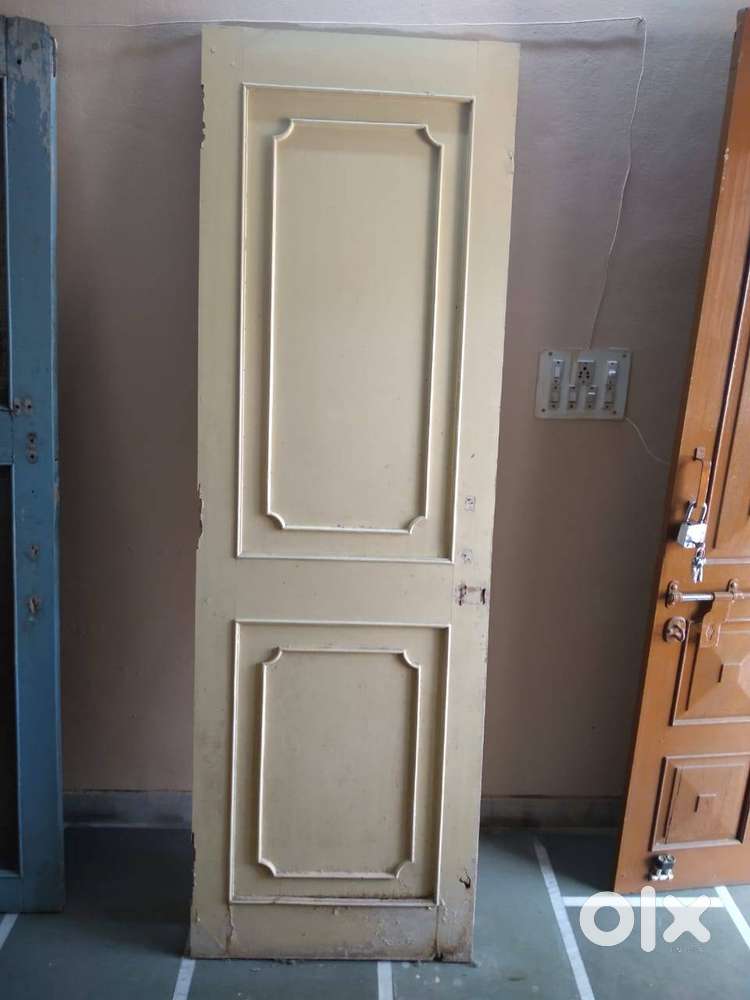 Sagwan doors