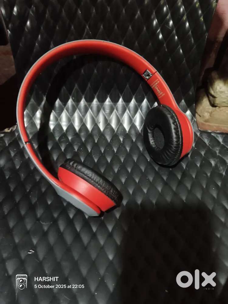 P47 headphones