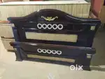 Easy to Polish: Sagwan wood is easy to polish and can be restored to