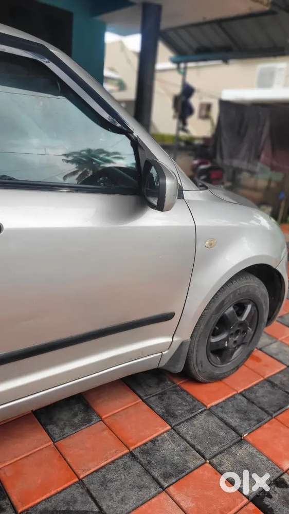 Maruti Suzuki Swift 2006 Petrol Well Maintained