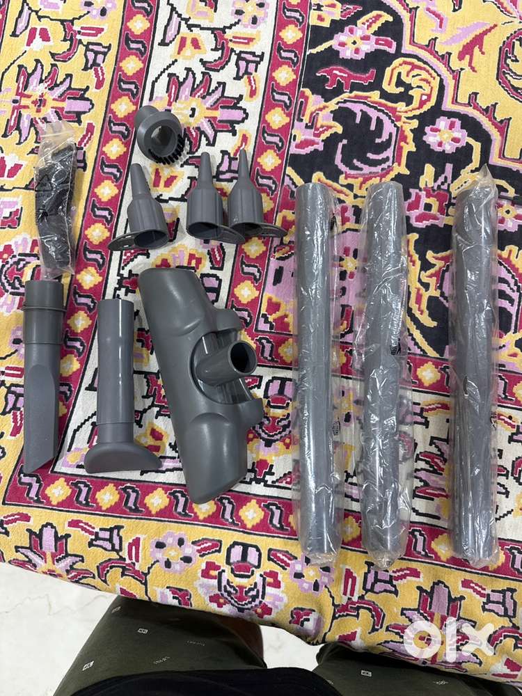 Vaccum Cleaner with full accessories 1000W