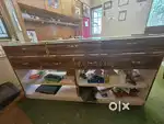 Glass counter