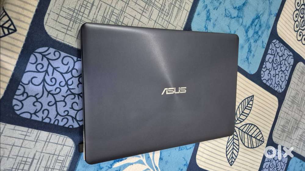 ASUS Vivobook 14 (A12 / 4GB / 1TB) - नई कंडीशन, SSD अपग्रेड स्लॉट उपलब