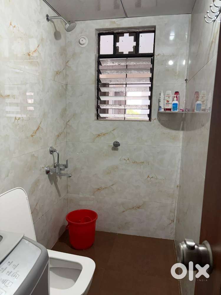 Need Female Roommate Great location and facilities.