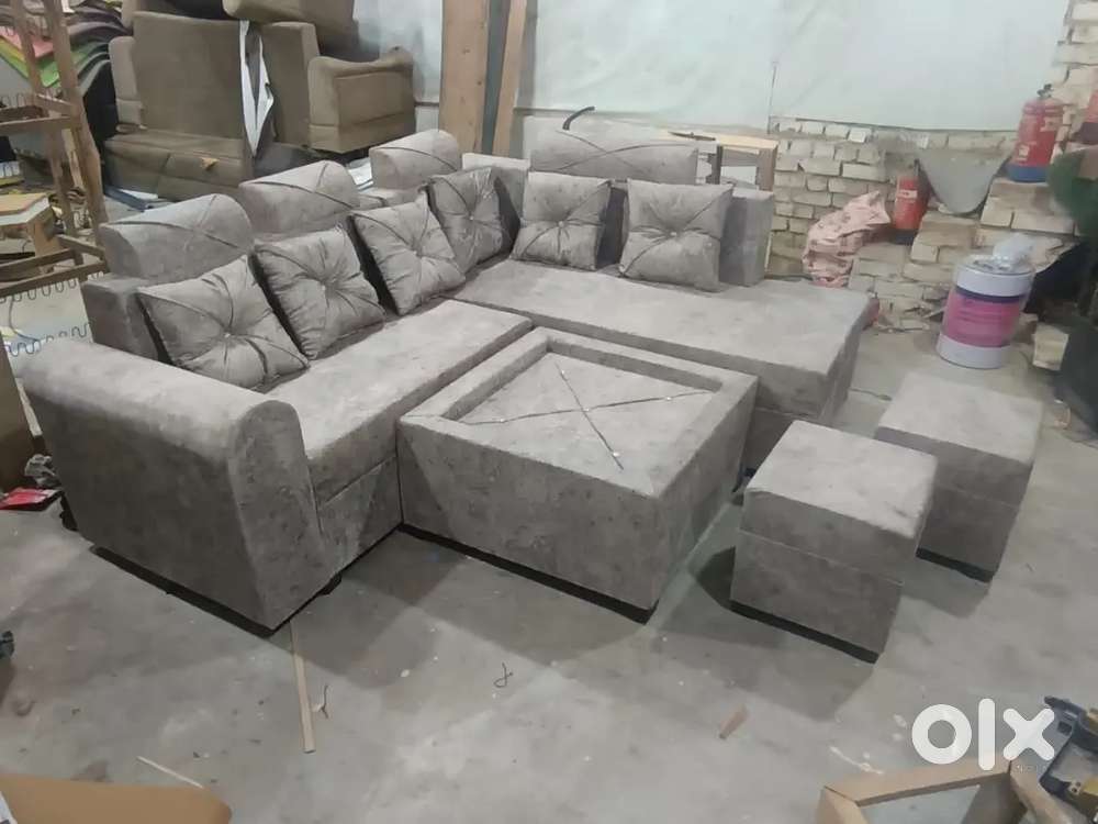Brand new sofa set new friend colony