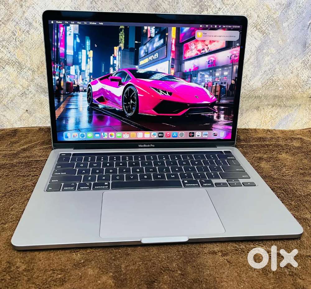 2020 i7 32gb Ram 512Gb Apple Macbook pro Touchbar