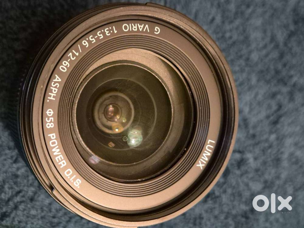 Rarely Used lenses Panasonic LUMIX G Vario 12-60 mm f/3.5-5.6 For Sale