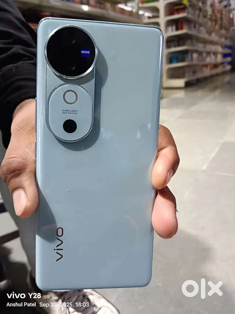 Vivo V40 Ram 8 Memory 256