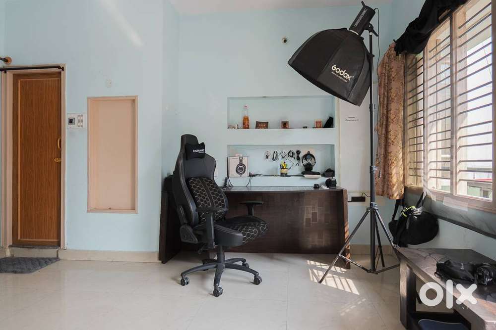 1BHK for 6 Months with appliances and furniture