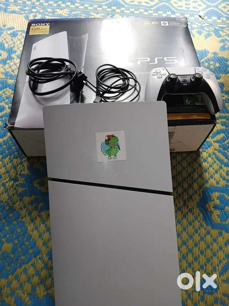 Sony play station 5 digital like in new condition