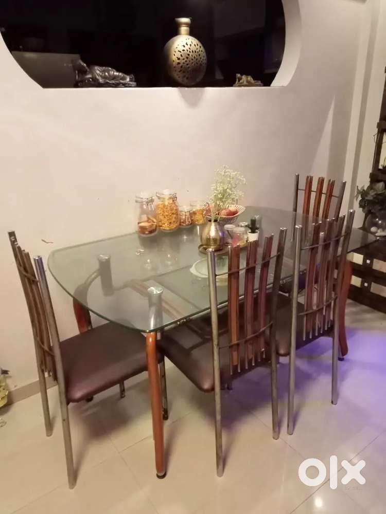 Dinning table