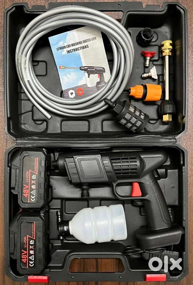 Car washer gun with dual 48v battery just 1 month old