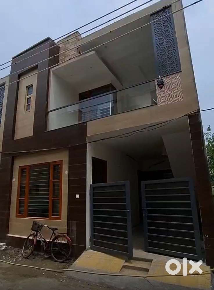 3BHK KOTHI FOR SALE WO BHI NAVRATRE OFFERS KE SATH SEC 127 Gillco