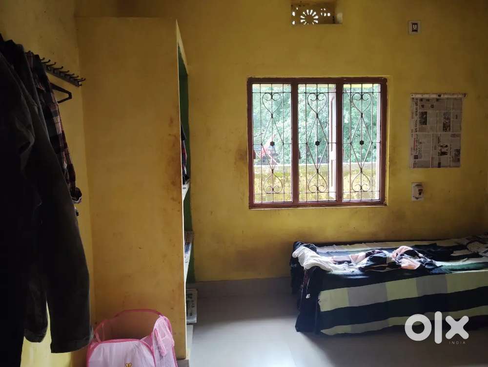 Two compatative room mate required