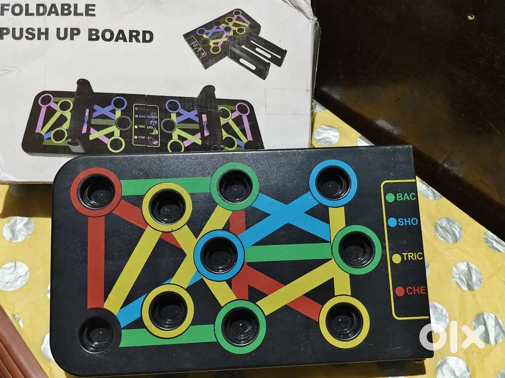 A fitness Push-up board