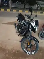 New showroom Bajaj platina for sale