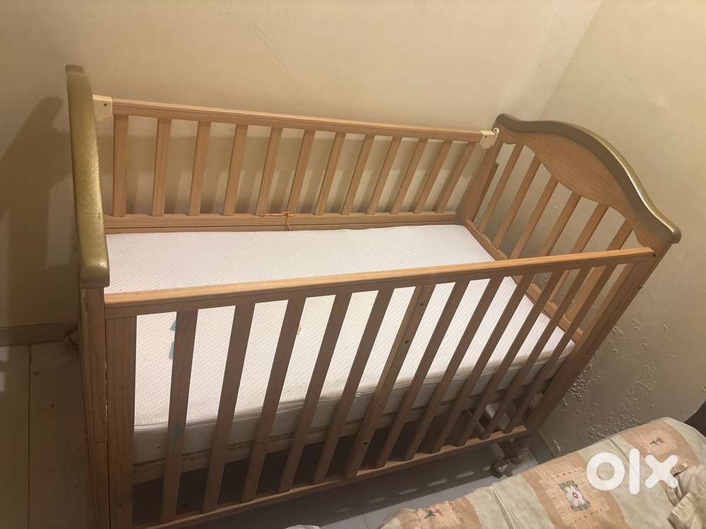 Toddler bed for newborn and kid