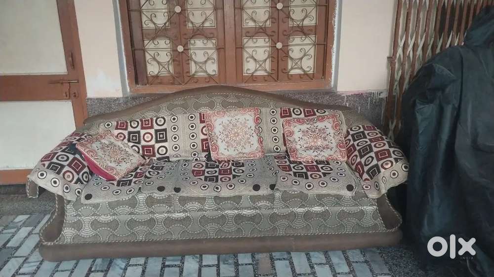 Sofa set 3 piece and double bed