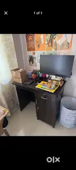 Office table (negotiable)