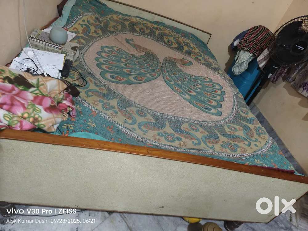 Double bed 5×6 size