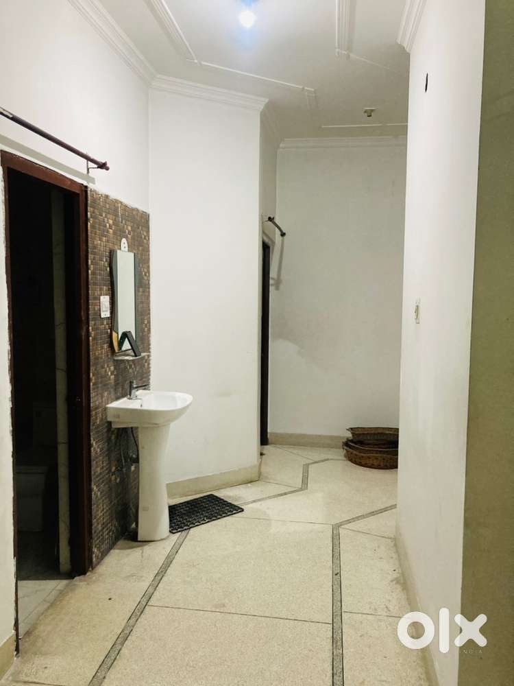 2 bhk New renovated house for rent