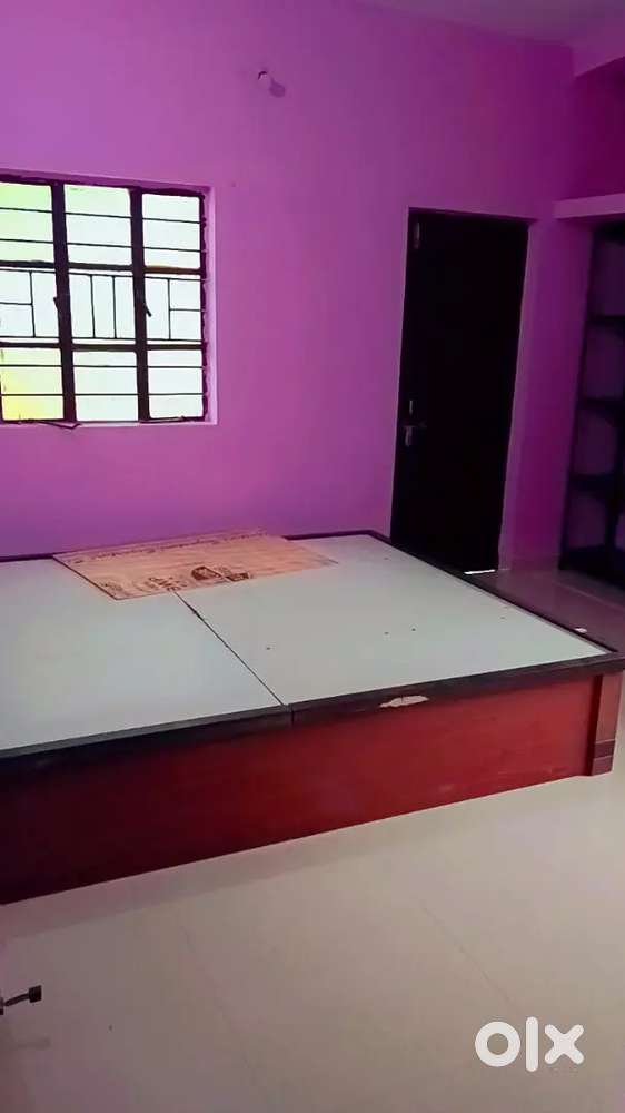 2bhk semi furnished flat for rent in lalpur