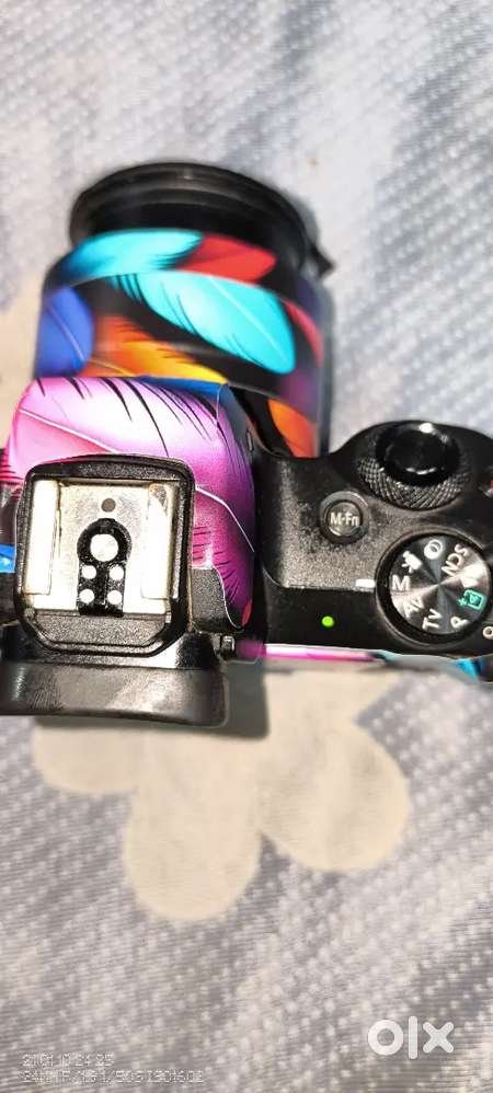 Canon M50 Mark2 Mirorles Camera +15-45 lens