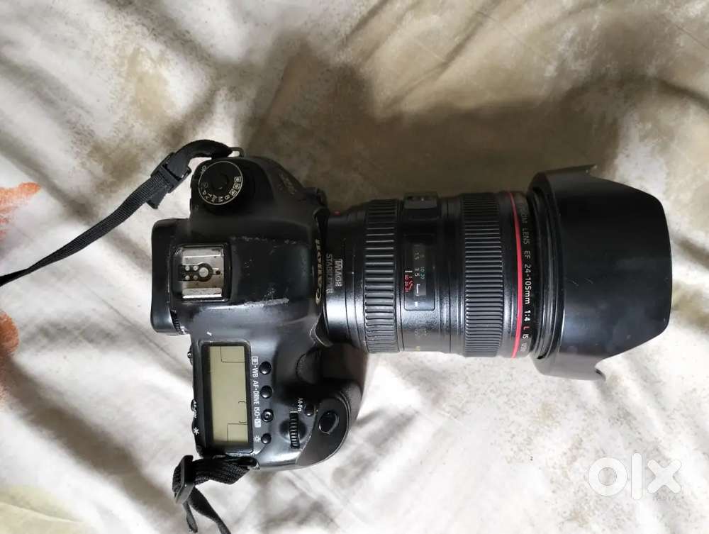 Canon 5D m3 24-105 lens godex  flash gimbal dji sc 85mm lens