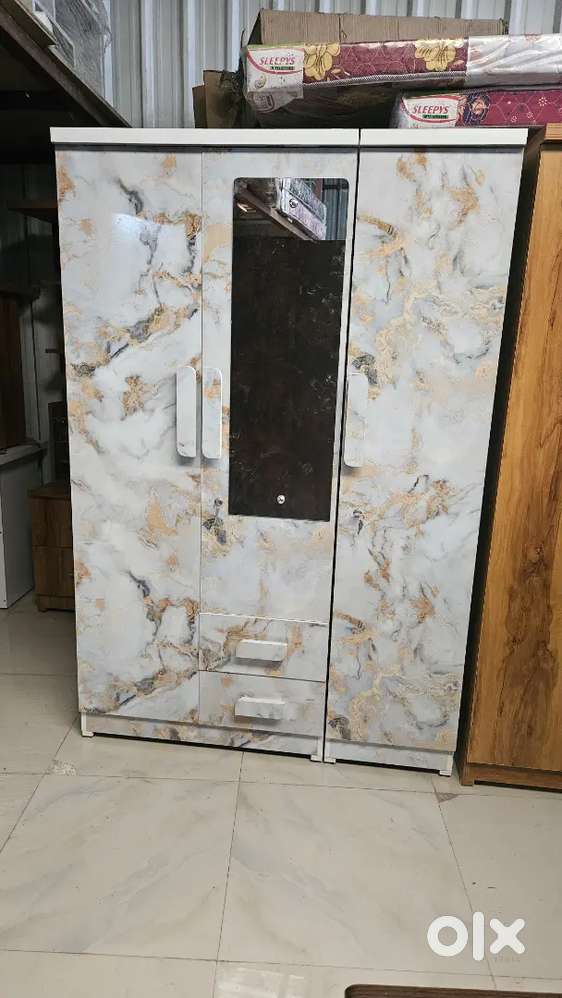 Brand new 3door wardrobe golden marble finish directly from factory