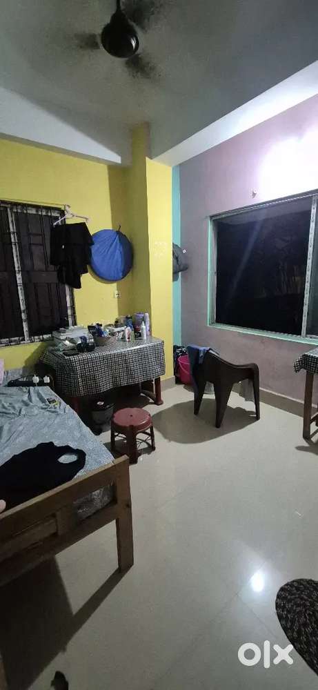 PG rooms available.
